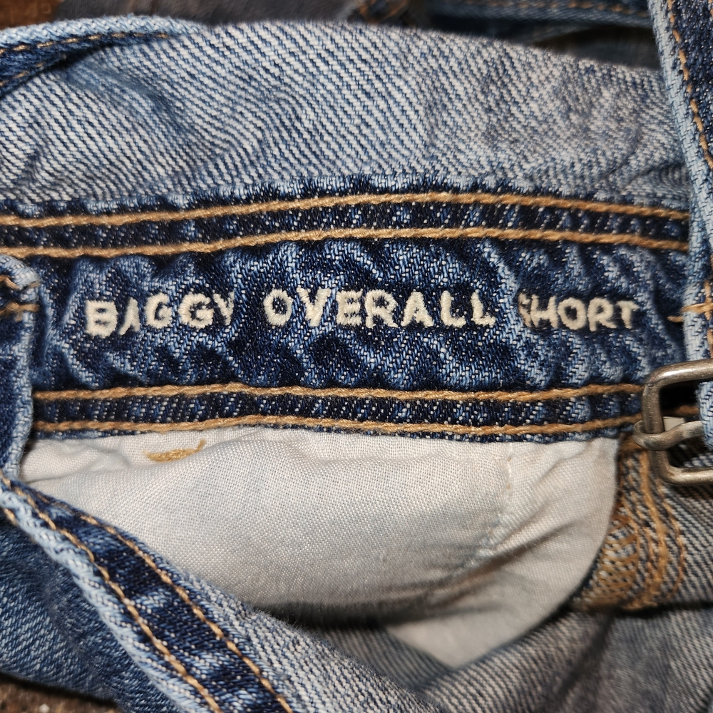 American Eagle Baggy Overall Short Size XS Frayed Hem Side Button Closures Denim - Picture 10 of 15